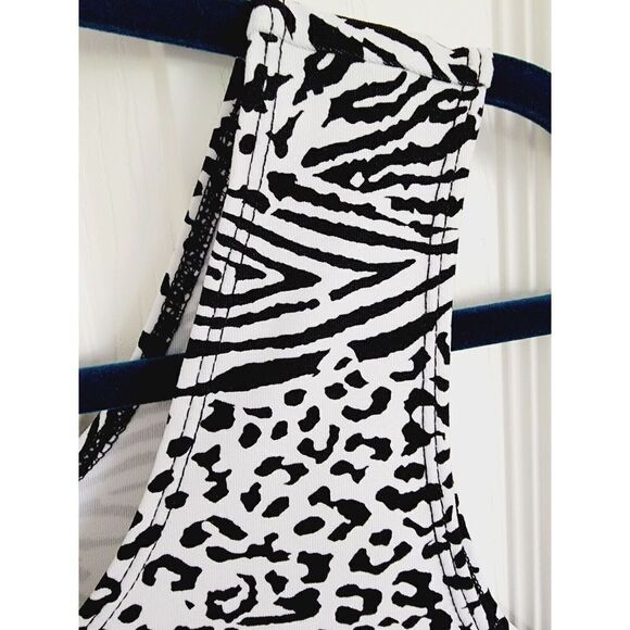 Chico's 2 Black White Pullover Tank Top Animal Print Stretch Wide Straps - Picture 3 of 5